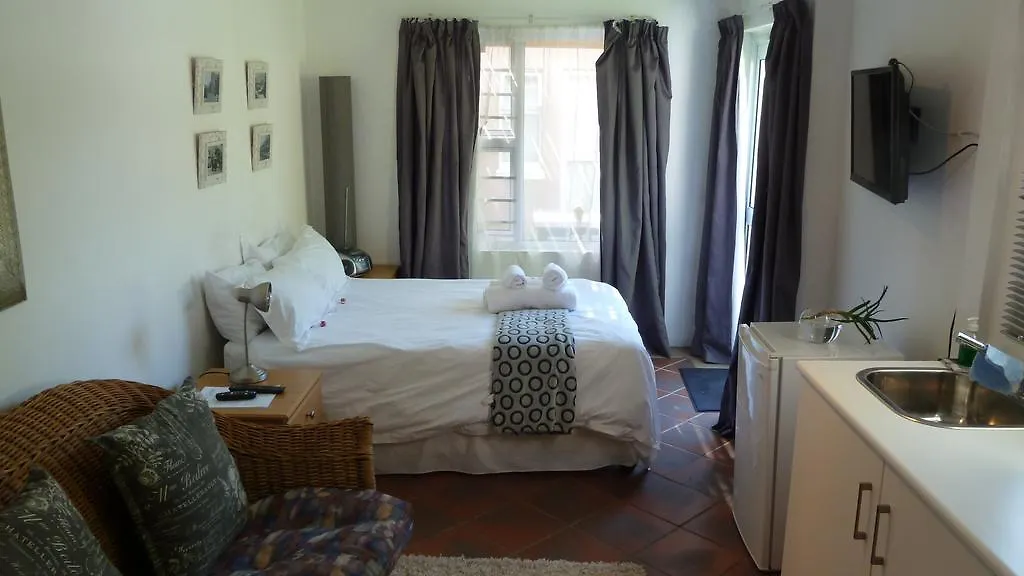 20 On Dixton Daire Cape Town 0*,  Güney Afrika