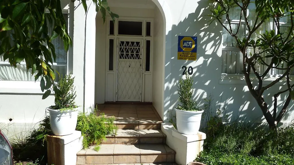 20 On Dixton Daire Cape Town