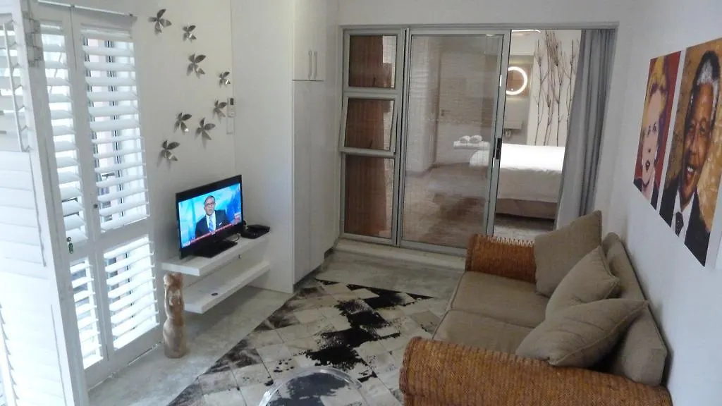 20 On Dixton Daire Cape Town