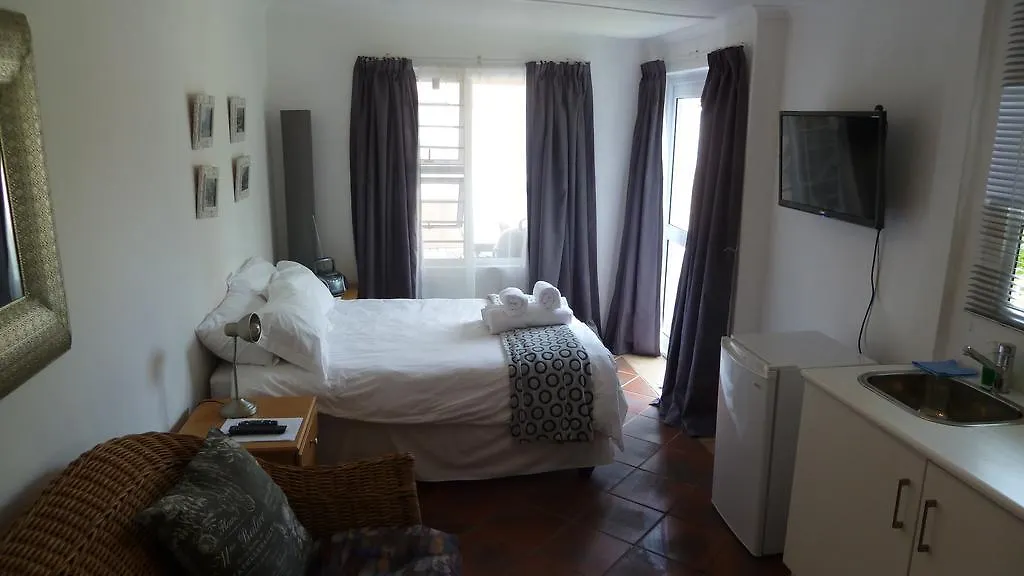 20 On Dixton Daire Cape Town
